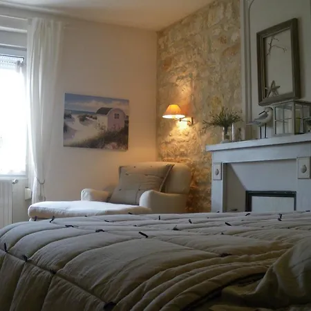 Les Persiennes Saintes