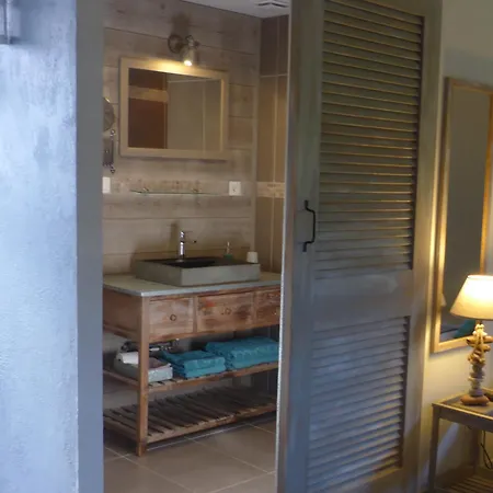 Les Persiennes Vendégház