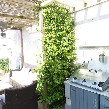 Vendégház Les Persiennes